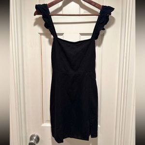 Cotton Candy LA Linen Dress with open back and tie| Color Black| Size Small